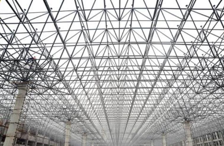 思茅网架公司为您分享干煤棚在后期的使用保养方法